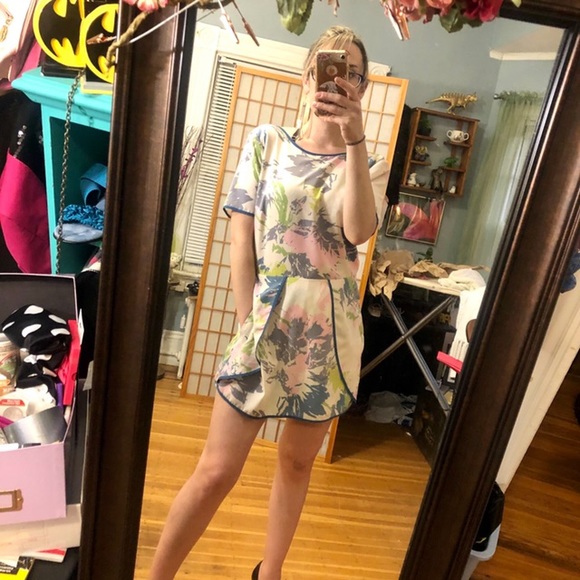 Adelyn Rae Pants - EUC Floral romper size Medium